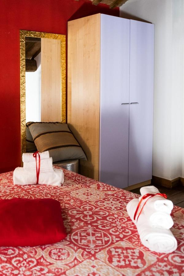 L'Ippogrifo Apartment Ferrara Luaran gambar